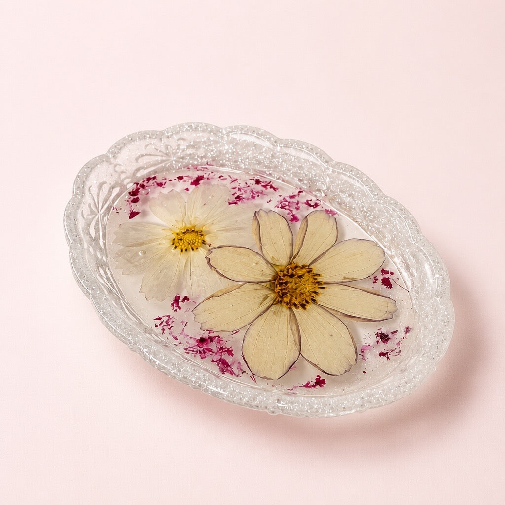 Pressed Flower Resin Trinket Tray | Soft Purples