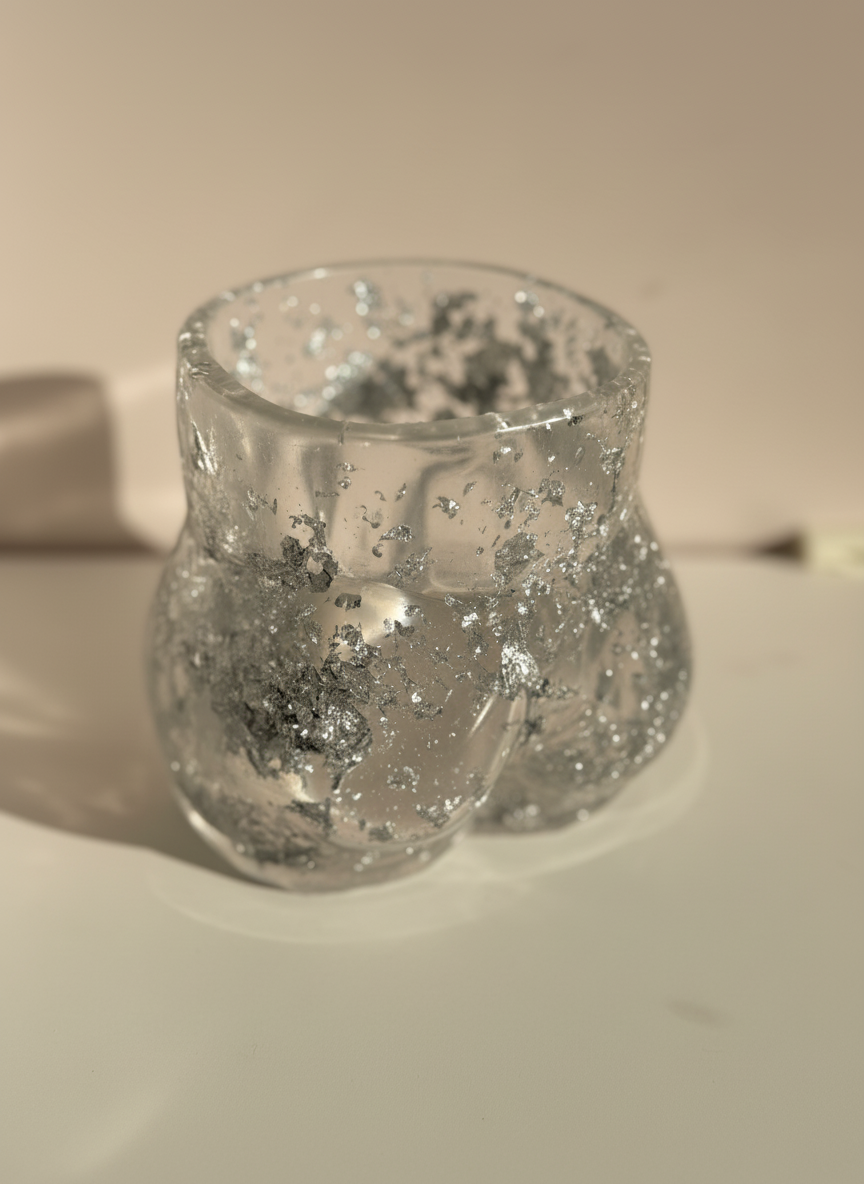 Sweet Cheeks Pot – Silver Foil Accent image 2