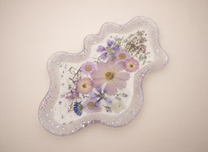 Wavy Pressed Flower Resin Jewelry Tray – Purple All Day image 2