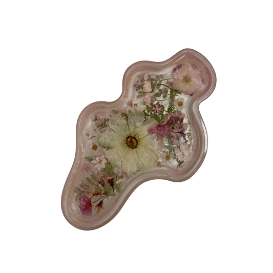 Wavy Pressed Flower Resin Jewelry Tray – Blush Pink