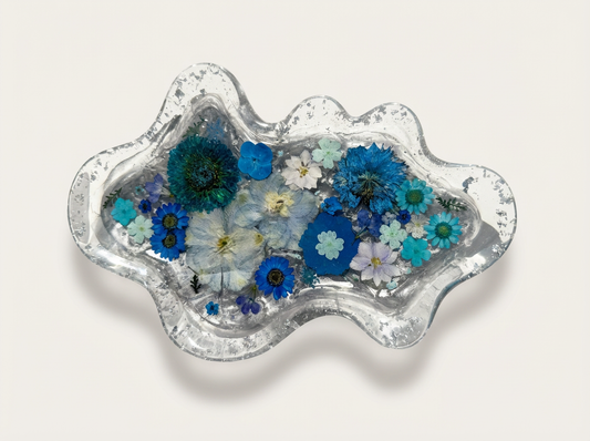 Wavy Pressed Flower Resin Jewelry Tray – Blue Florals
