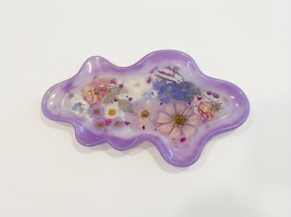 Wavy Pressed Flower Resin Jewelry Tray – Purple Wildflowers