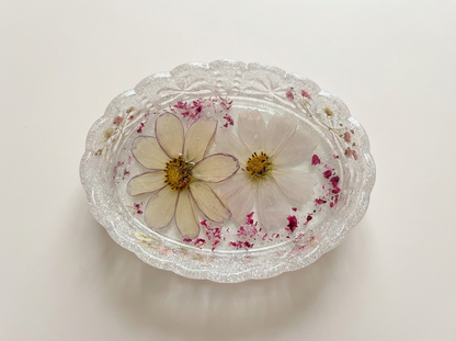 Pressed Flower Resin Trinket Tray | Soft Purples