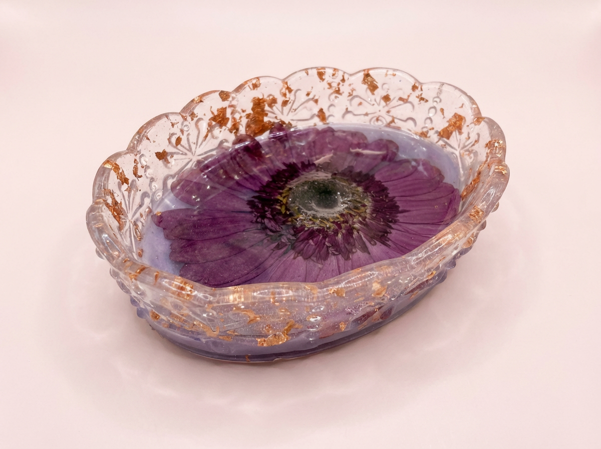 Pressed Flower Resin Trinket Tray | Passionate Purple