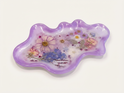 Wavy Pressed Flower Resin Jewelry Tray – Purple Wildflowers
