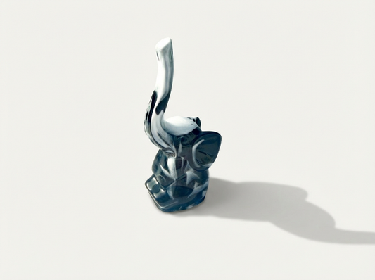 Elephant Ring Holder – Black & White